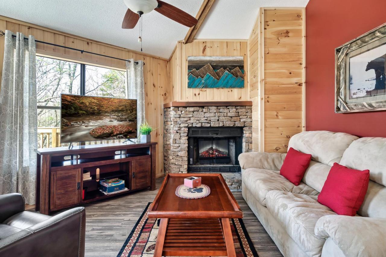 Villa Gnoming Around à Gatlinburg Extérieur photo